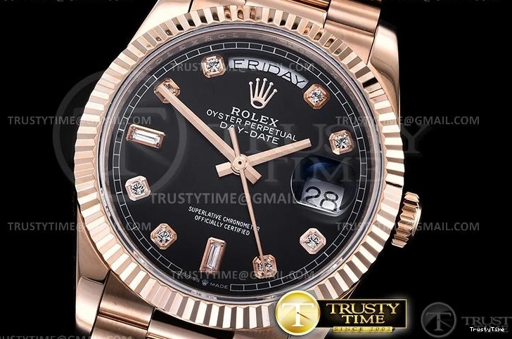 0419 RDD0219H – DayDate 36mm ComfortFit 694